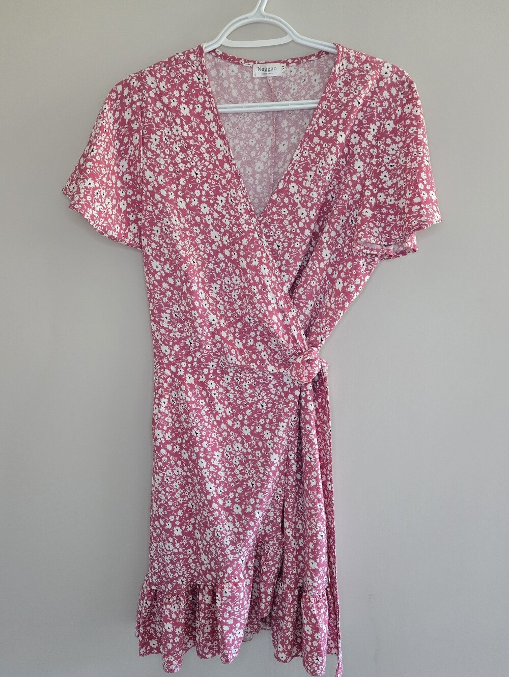 ⭐️ Naggoo (New) Pink Floral Wrap Mini Dress With Ruffle Short Sleeves